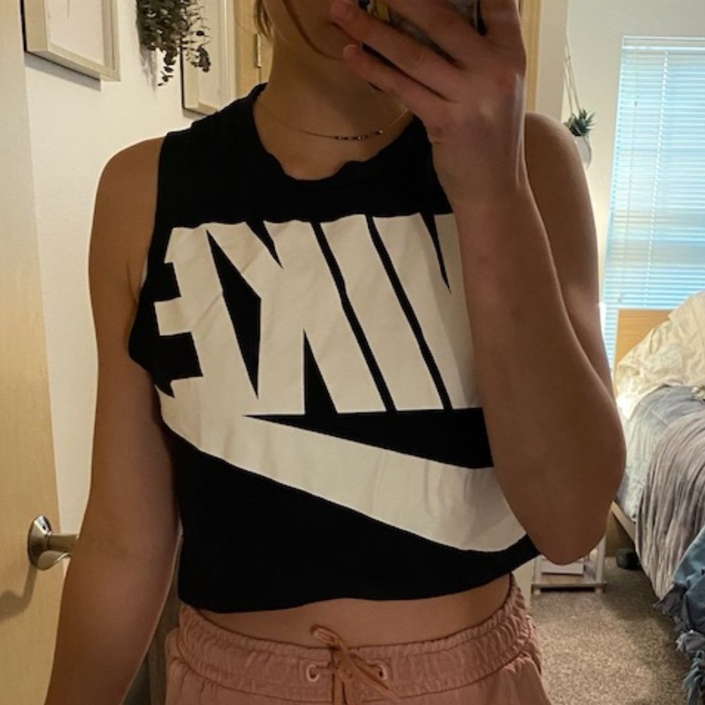 nike tank